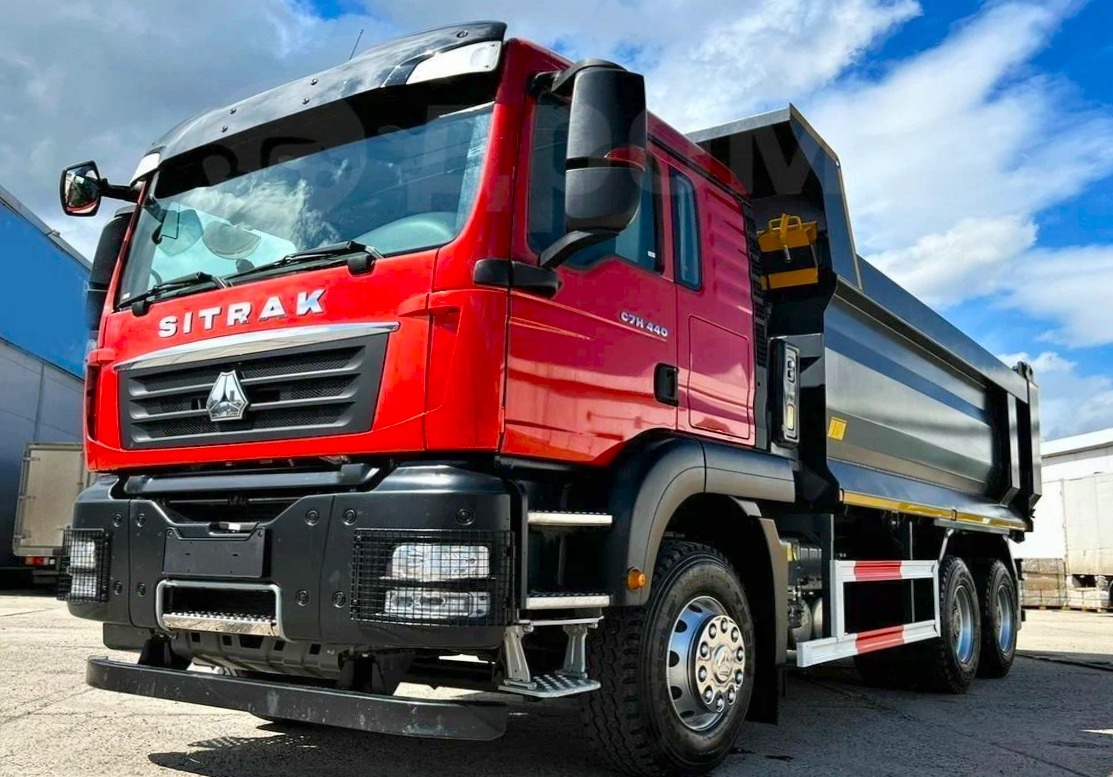 Китайский грузовой автомобиль SITRAK C7H, производитель Sinotruk