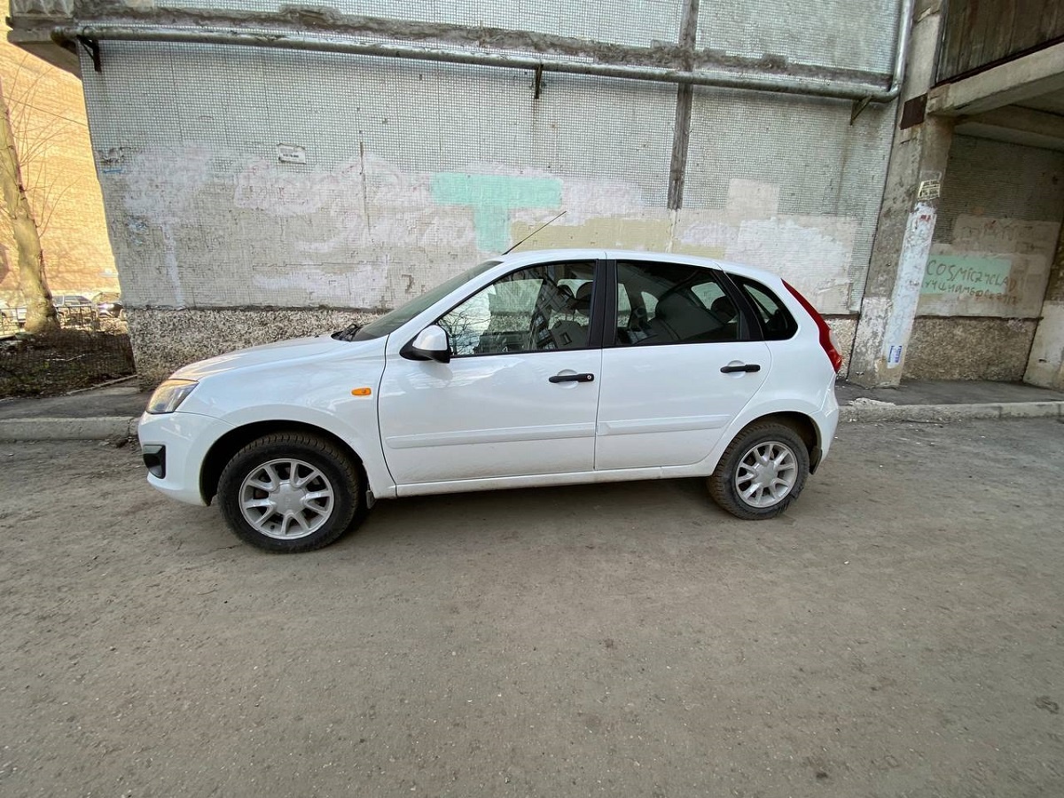    Новый тренд на авторынке: россияне стали чаще сдавать в трейд-ин почти новые автомобили Lada - рассказал менеджер