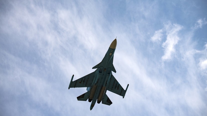     Истребитель-бомбардировщик Су-34 ВКС РФ РИА Новости Валентин Капустин