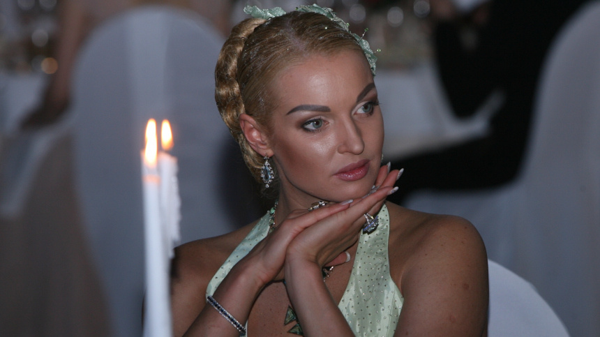    Фото: ИЗВЕСТИЯ/Белясов Анатолий; Instagram*/volochkova_art; 5-tv.ru