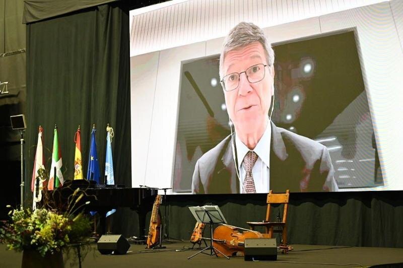 Джеффри Сакс на онлайн-дебатах 