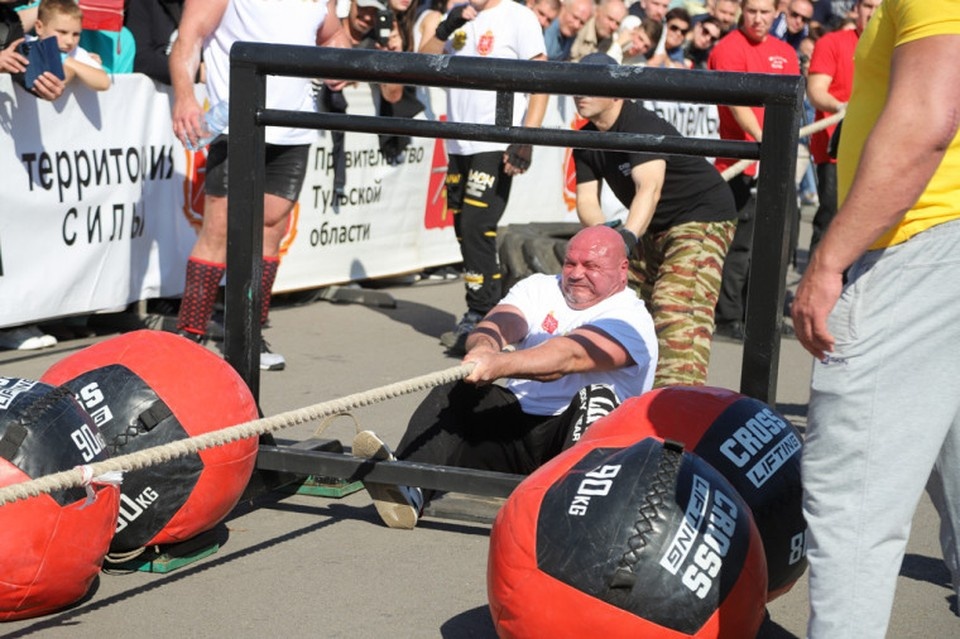    В Туле прошёл чемпионат по богатырскому многоборью. материалы пресс-служб