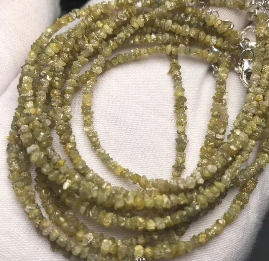 Вот примерно так. Такие алмазы кстати вролне доступны по цене