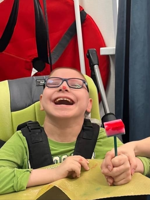 Подопечный БФ БлаговДар Борисов Владимир, 10 лет. ДЦП и сопутствующие заболевания.