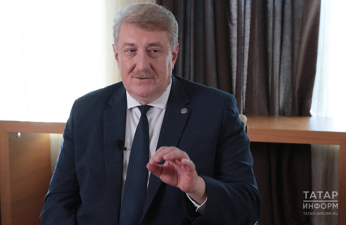 Андрей Кондратьев: «Все проходит в штатном режиме, без инцидентов, все службы на местах. Активность хорошая»Фото: © Рамиль Гали / «Татар-информ»