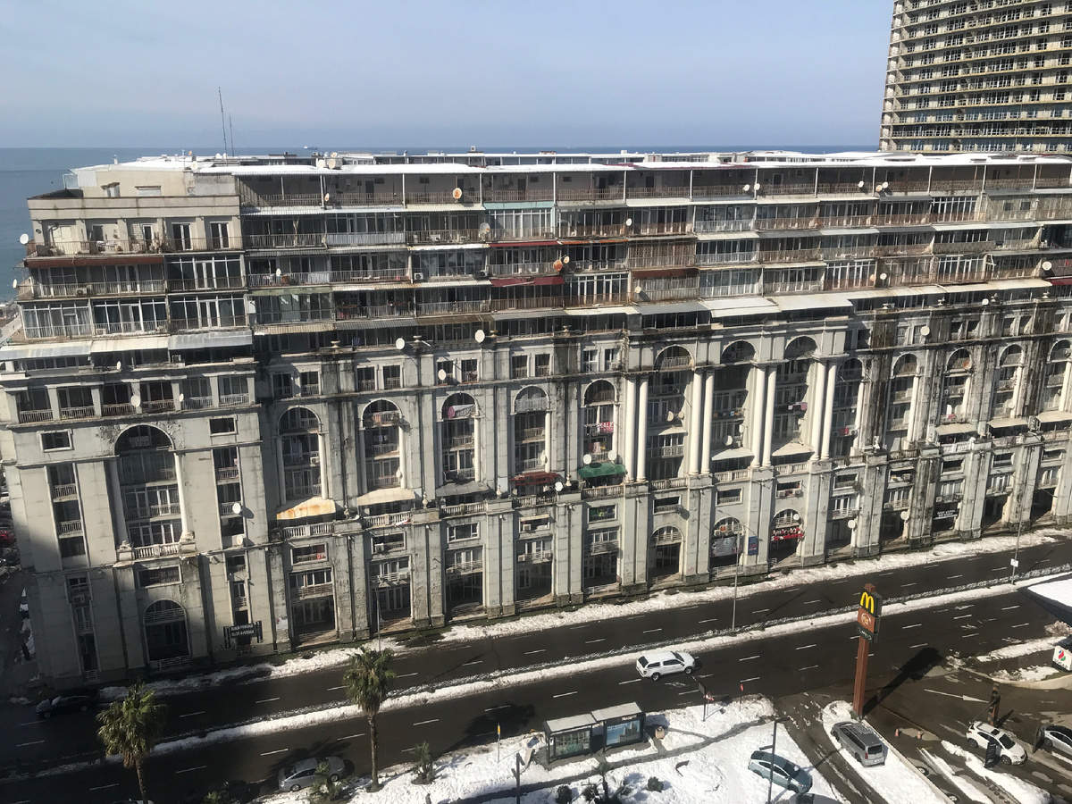 Так выглядит ЖК в марте 2025 года. Источник: https://clck.ru/3PEF9t