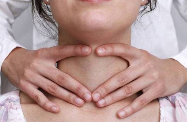 Признаки того, что ваша щитовидная железа работает неправильно