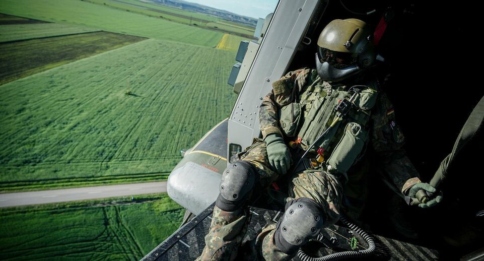 «Военный десант на Кавказ». За спиной у России готовится мгновенная атака? Не поздоровится даже Индии с Китаем