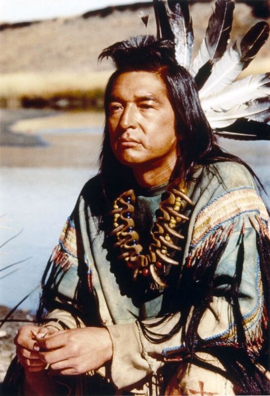   Разящая Птица (Грэм Грин)