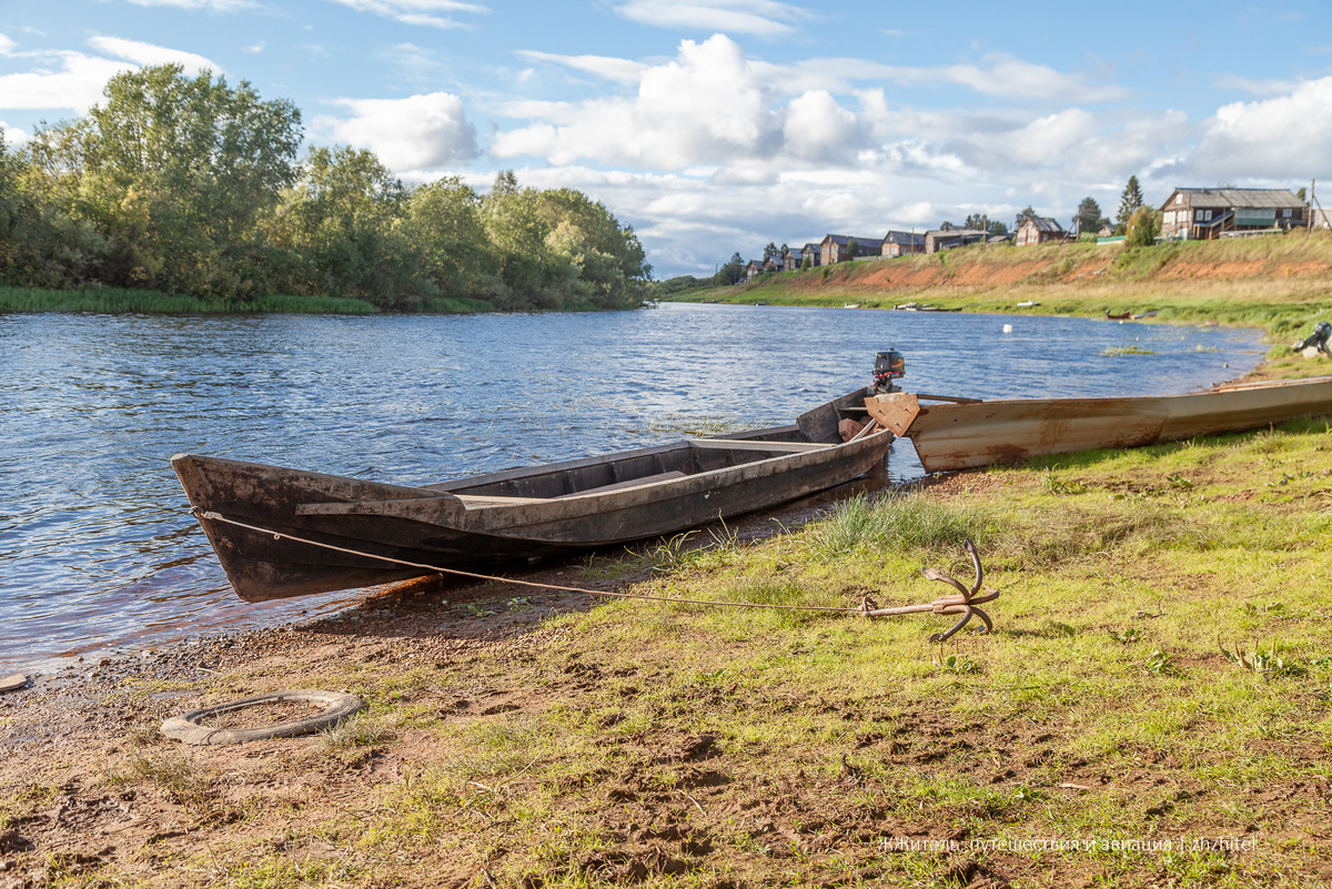 Лодки-мезенки на берегу Кимжи