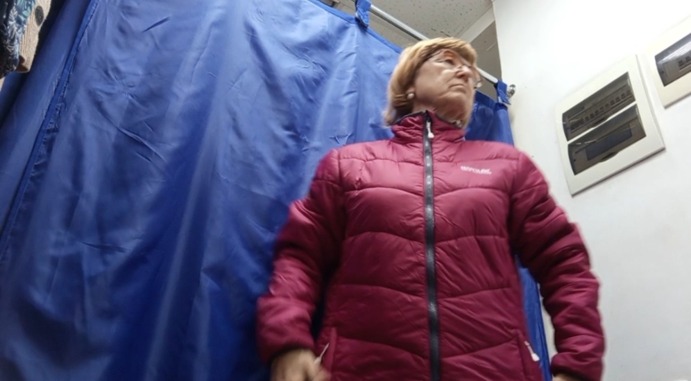 Примерка в Секонд хэнде