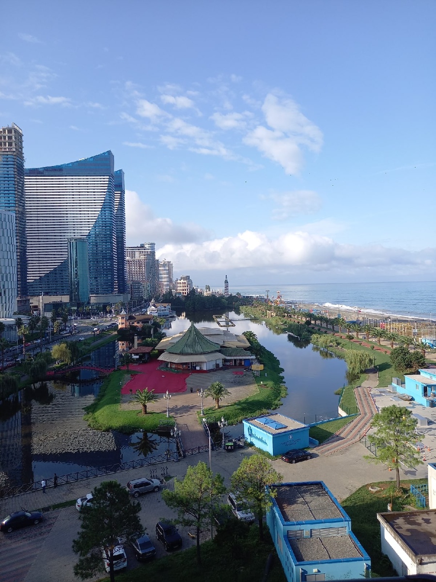 Сижу пью кофе на балконе. Класс!