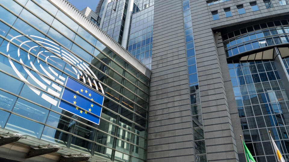     Запад может потерять $285 млрд при конфискации замороженных активов РФ www.globallookpress/Daniel Kalker/dpa