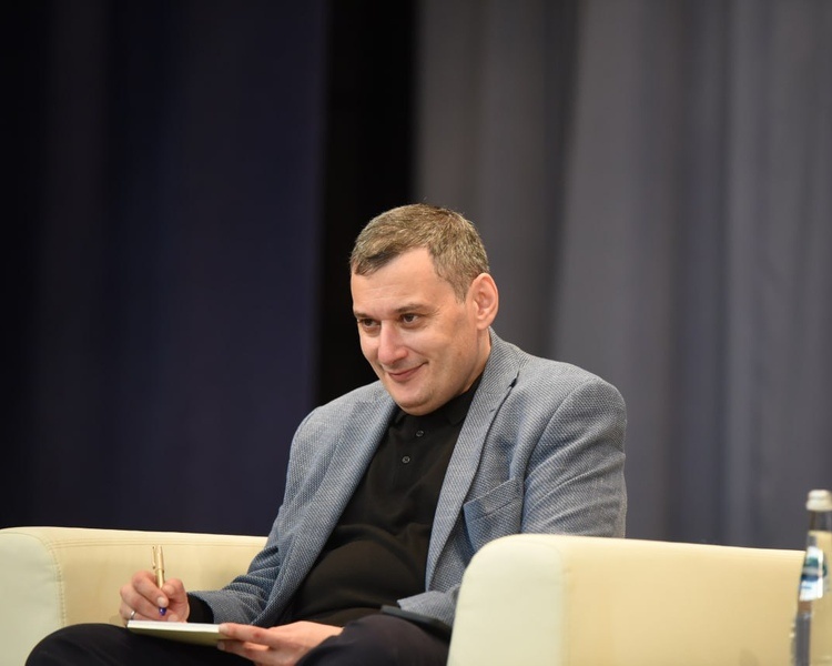     Хинштейн лидирует на выборах губернатора Курской области с 91% голосов