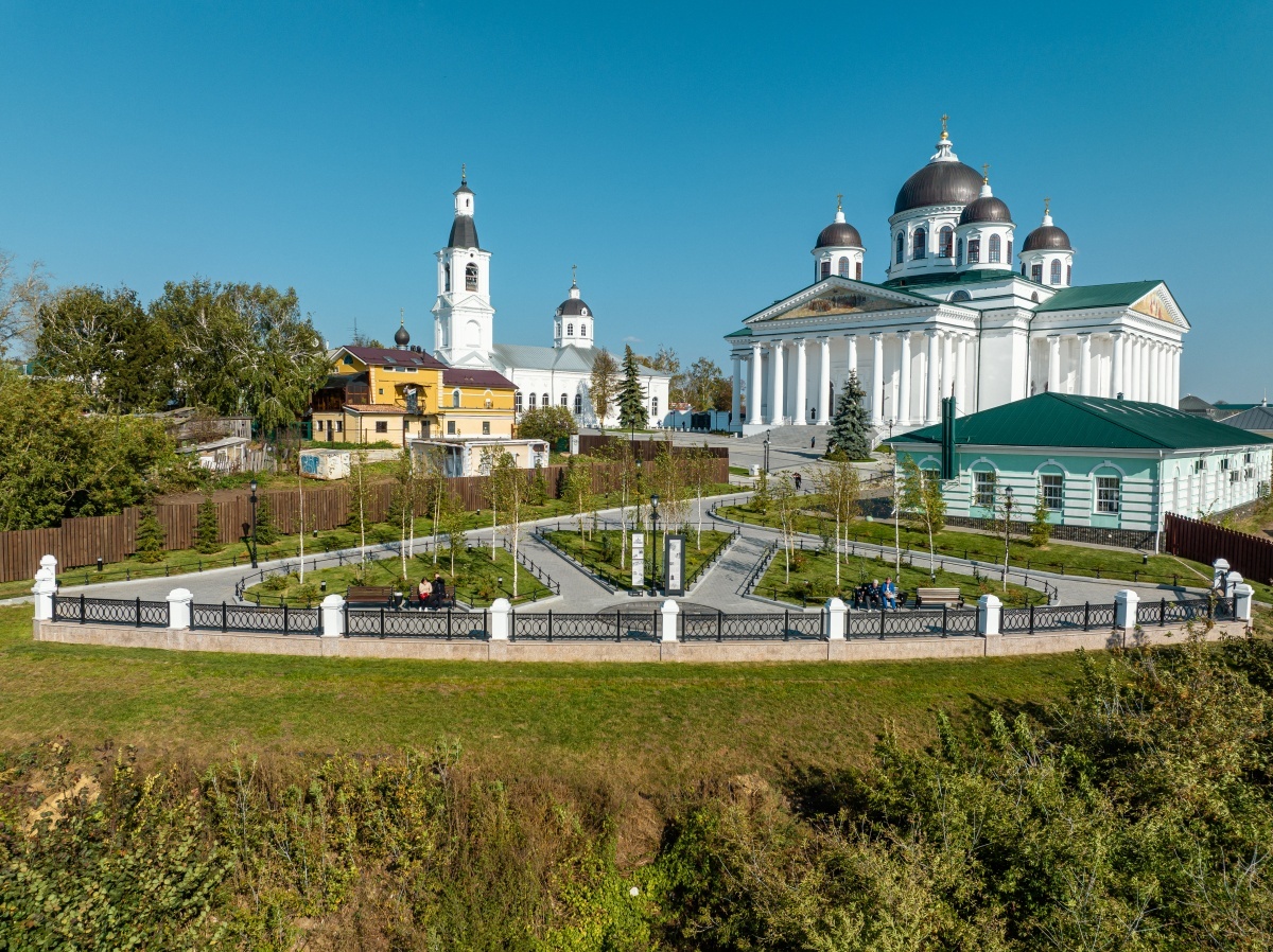 Вид с высоты на Воскресенкий кафедральный собор