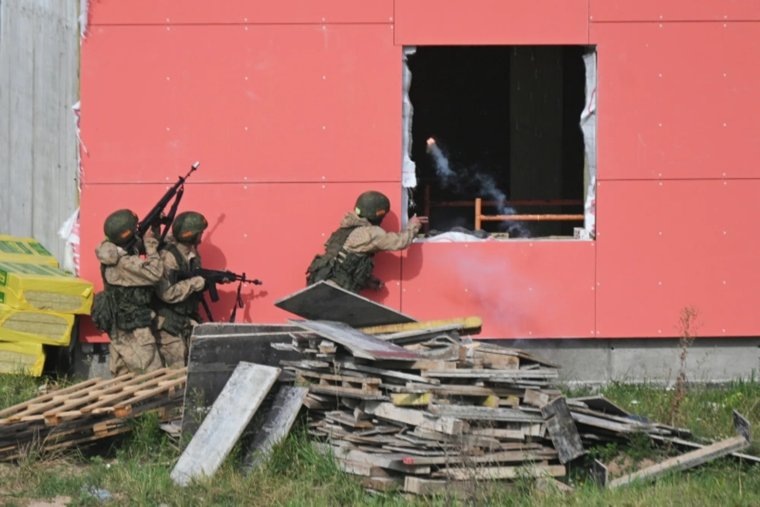 В целом, мероприятия проходят на полигонах обеих стран, в акваториях Балтийского, Баренцева морей и не только
