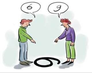 Вы старались: читали книги по воспитанию, водили на развивашки, объясняли «что такое хорошо и что такое плохо». А теперь ваш десятилетка с умным видом заявляет: «Вот Дима Гордей сказал, что эта кофта – фуфло, а круто носить вот это». И вы понимаете: ваш авторитет только что проиграл в схватке какому-то Диме. Почему так происходит? И что с этим делать – запрещать YouTube или есть другой способ?