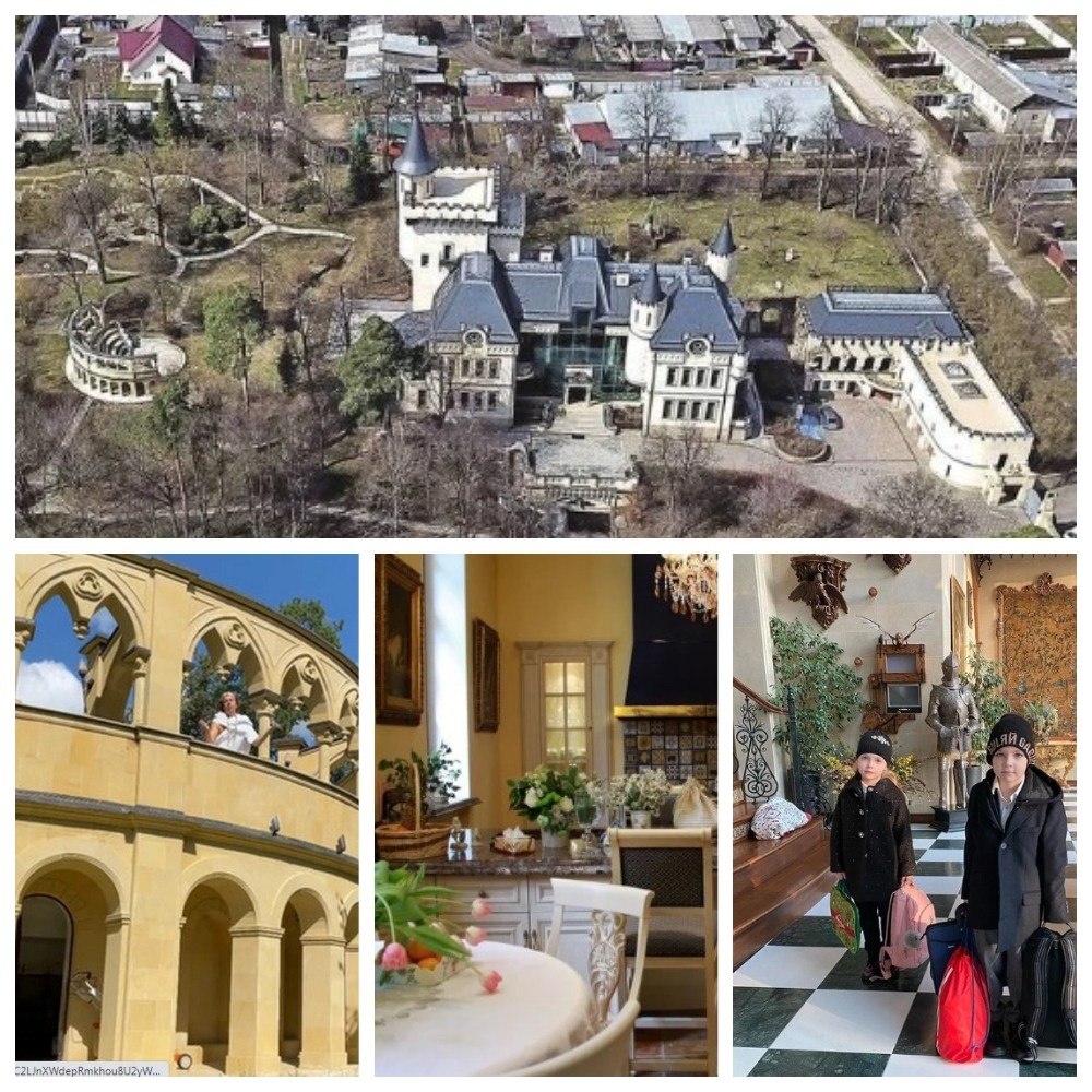 Слева - амфитеатр в саду.