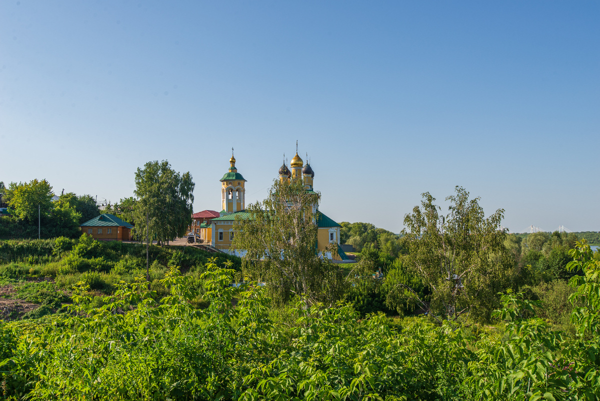 Николо-Набережная церковь