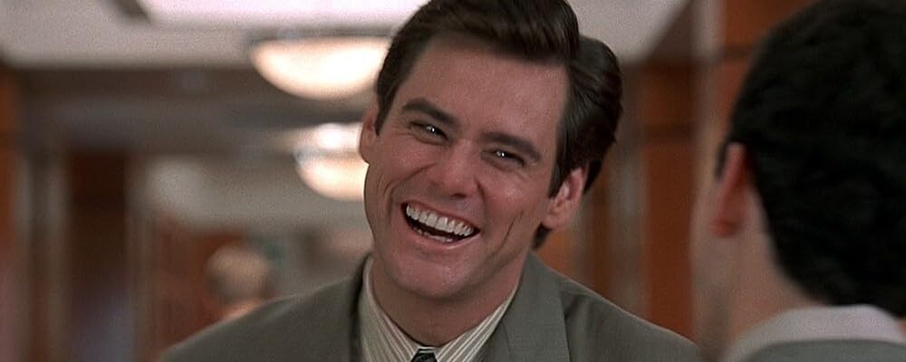 Устали после долгого дня? Хочется просто расслабиться и хорошо посмеяться? Идеальный комедийный фильм — лучшее лекарство от хандры и рутины. Мы подготовили для вас подборку из пяти культовых и просто блистательных комедий, каждая из которых станет отличным выбором для вечернего просмотра.