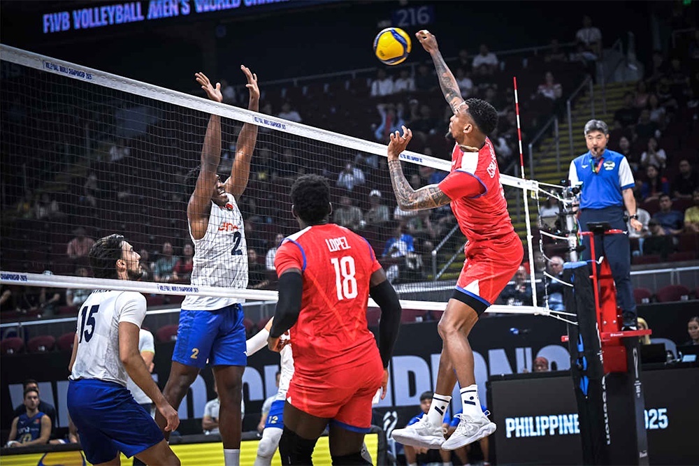    В российских клубах кубинских игроков особенно ценят за их природную феноменальную прыгучесть. / volleyballworld.com