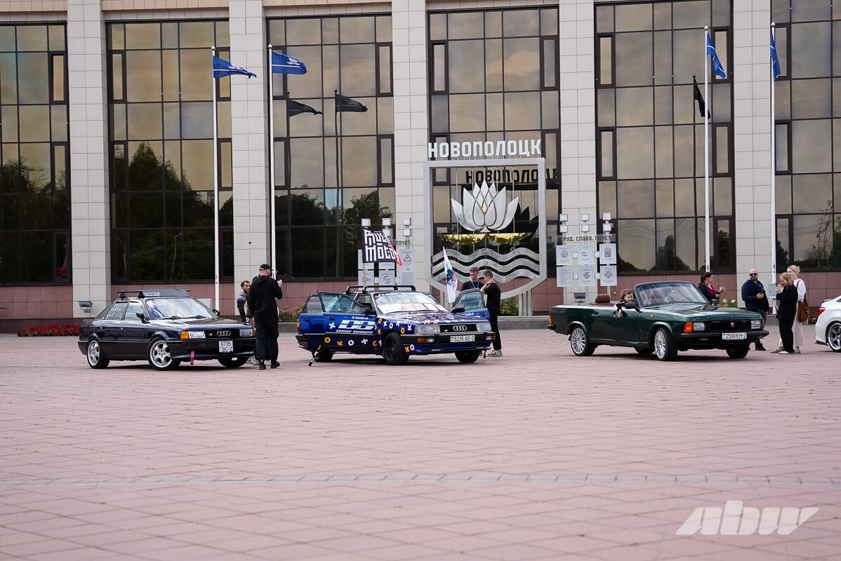 Листайте вправо, чтобы увидеть больше изображений