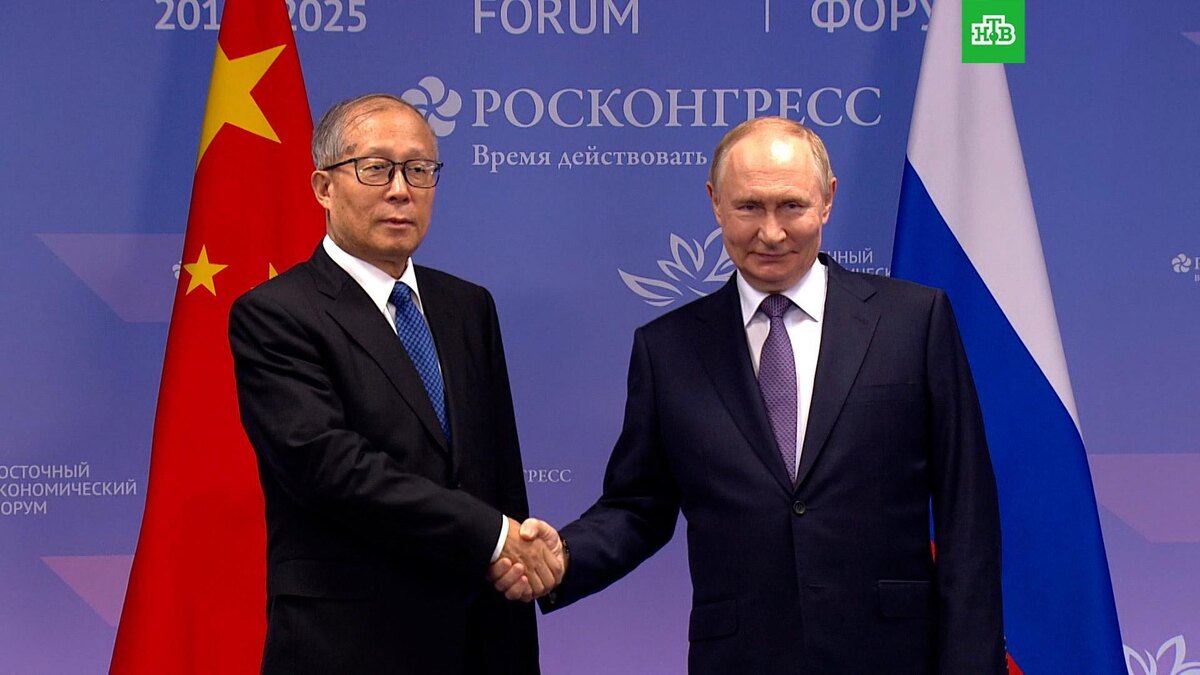    Путин объявил об ответном введении безвизового режима для граждан Китая