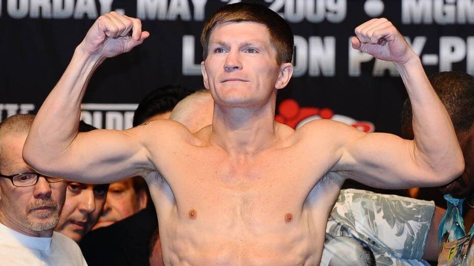    Ушел из жизни боксер Рикки Хаттон, который победил легендарной Константина Цзю. Фото: Global Look Press