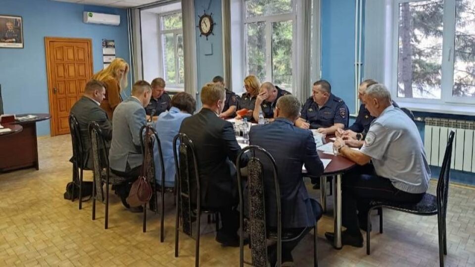    Межведомственное совещание по повышению уровня безопасности дорожного движения. Источник: Госавтоинспекция Алтайского края