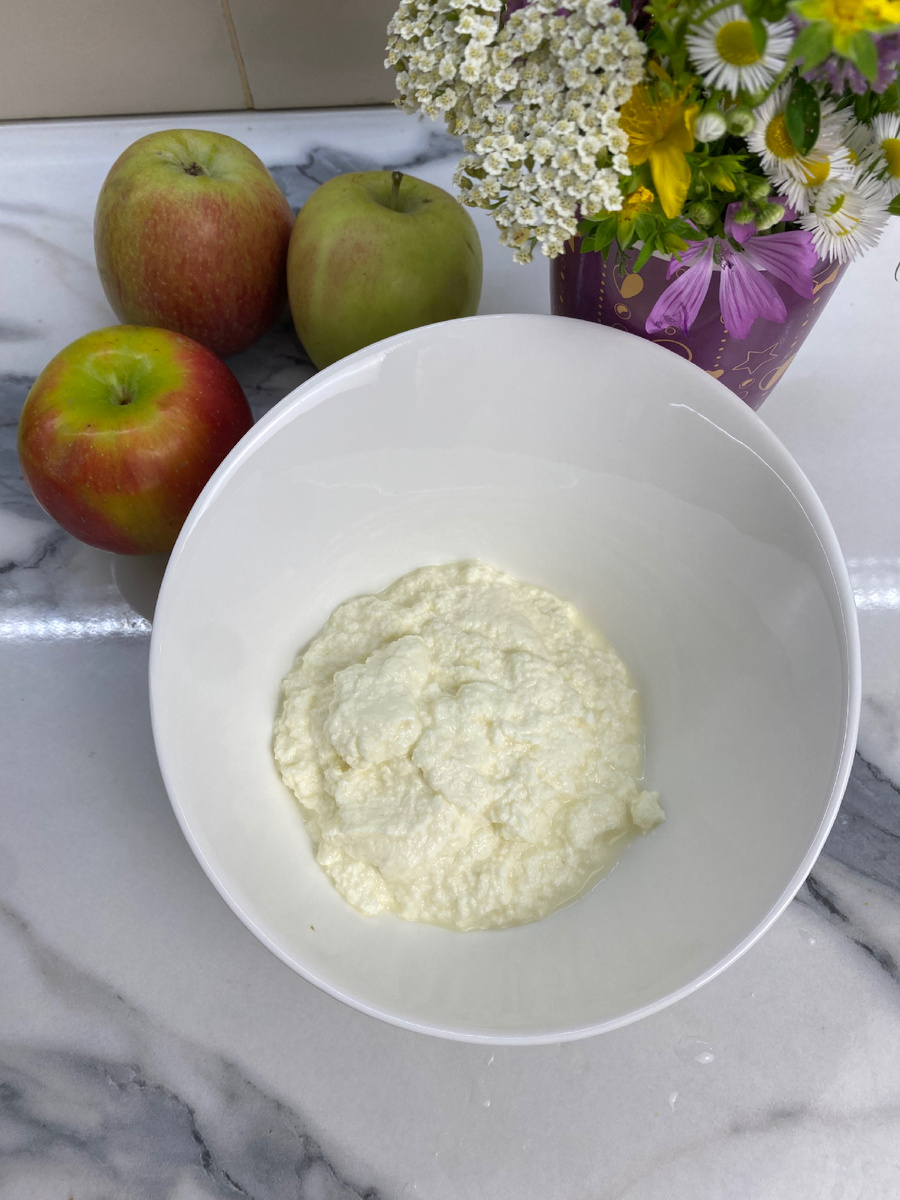 Домашний творог.