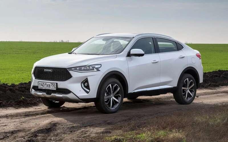    Как и с кузовами легковых авто (лифтбек, четырехдверное купе), с кузовами кроссоверов тоже экспериментируют, создавая, например, кросс-купе – по сути, тот же лифтбек.