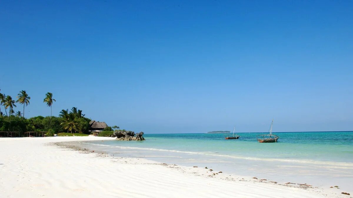    На Занзибаре пляжи с белоснежным песком. Фото: Visit Zanzibar