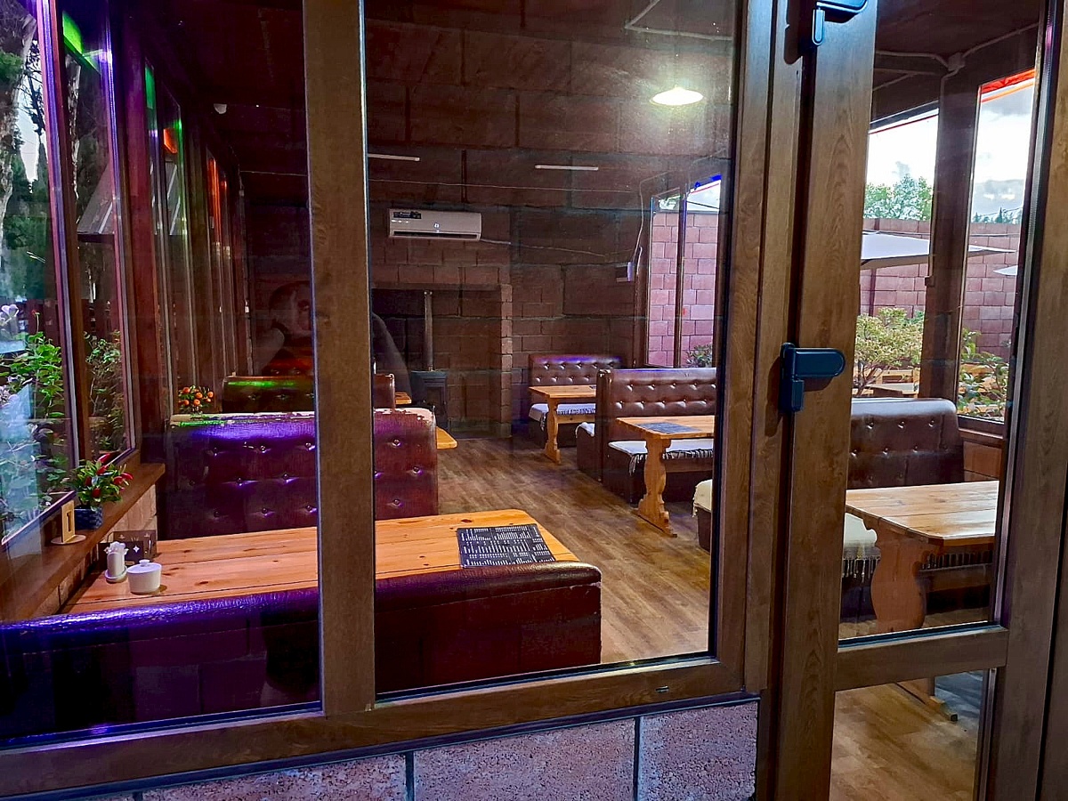 Крытый зал отапливаемый зимой и с кондиционером летом