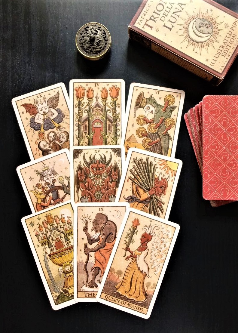 Ответ смотрим на колоде "Таро триумфальной Луны"