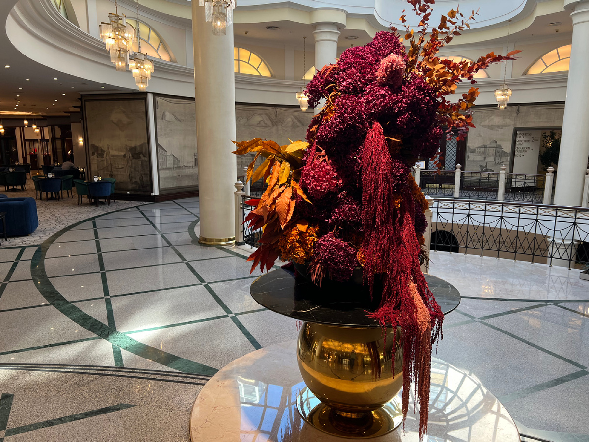 Каждый элемент напоминает, что это пять звезд 