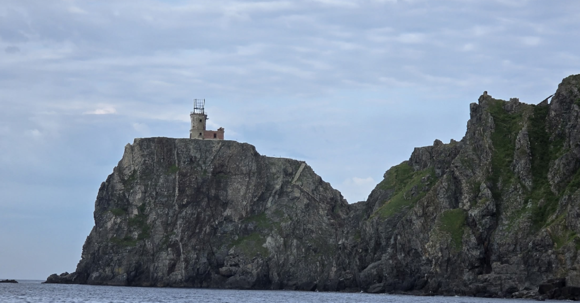 Мы не любим жаловаться, привыкли терпеть, пока совсем невмоготу.
