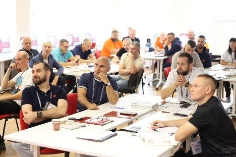    Фото: Заксобрание Калининградской области, источник: zaksob39.ru