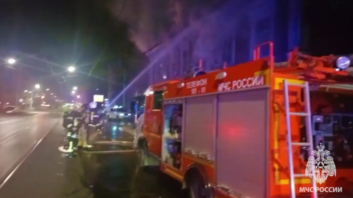    На месте происшествия работали 45 огнеборцев