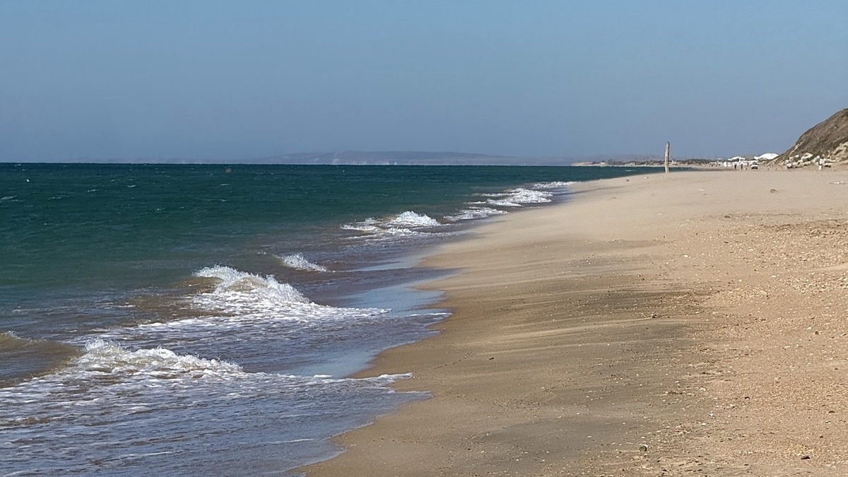 Бугазская коса, сентябрь 2025 —>