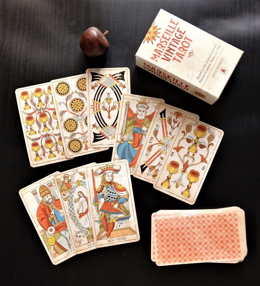 Ответ смотрим на колоде "Марсельсое витажное таро"