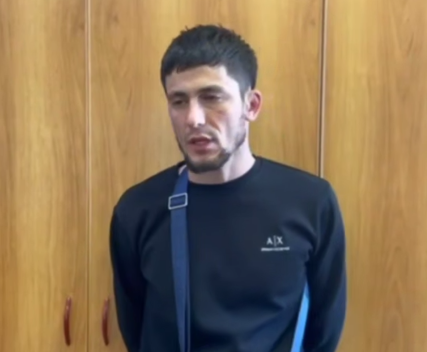 Один из дебоширов. Фото: скрин видео оперативной съемки. 