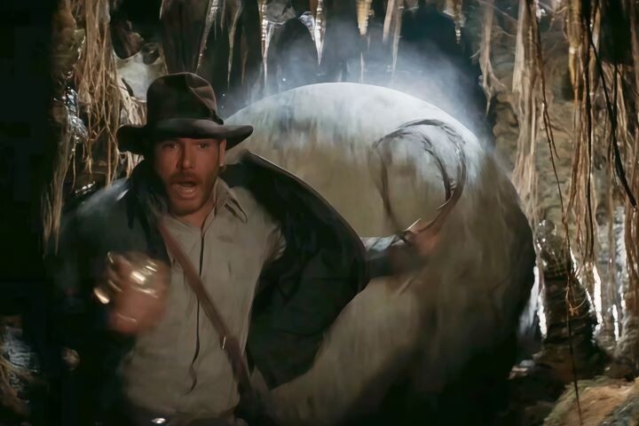 Кадр из фильма "Индиана Джонс: В поисках утраченного ковчега", 1981, реж. Стивен Спилберг