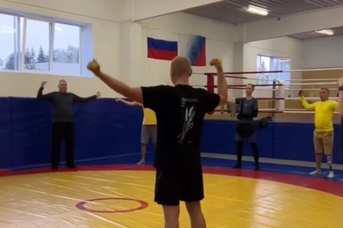    Утро участников программы «Герои земли Псковской» начинается с зарядки