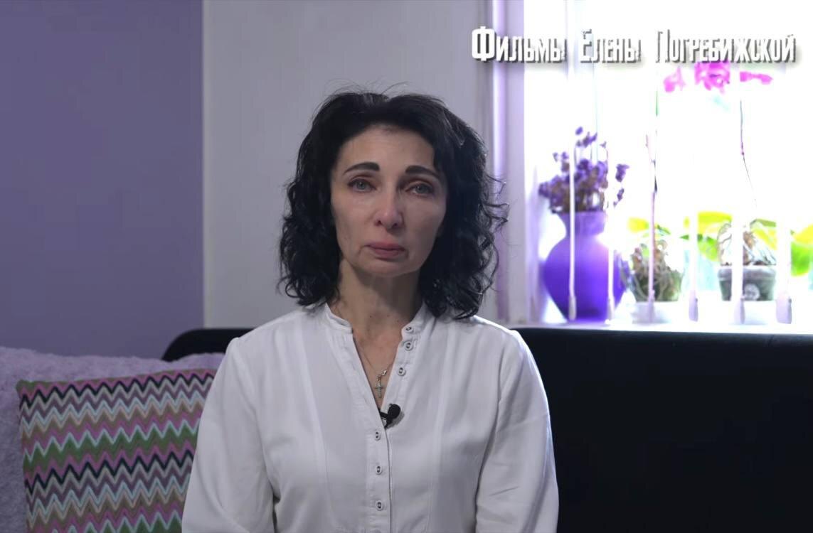 Елена, мать Амалии Корабельниковой, в фильме Елена Погребижской.