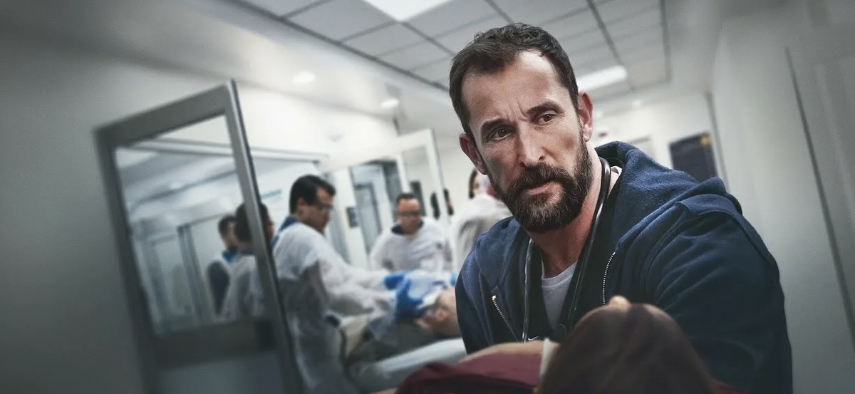 Кадр из сериала «Больница Питт» 