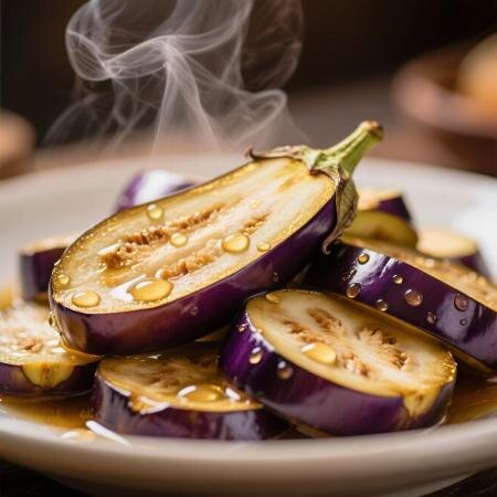 золотистые кружочки баклажанов с дымком и каплями масла.