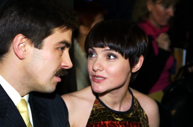 на фото Гарольд Стрелков и Инга Оболдина