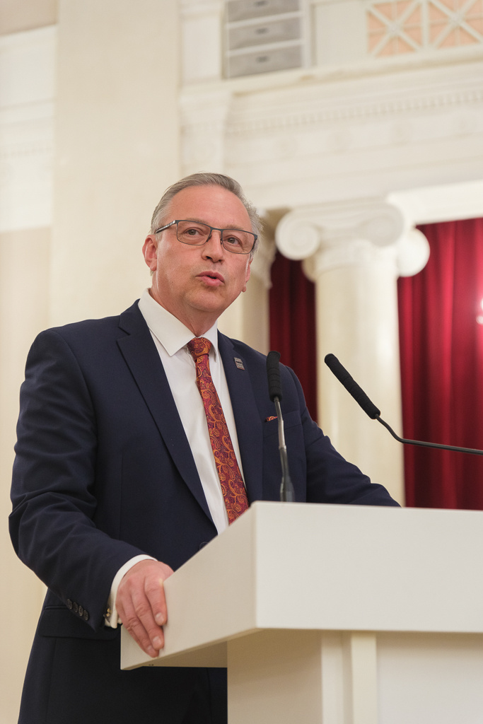 Борис Костенко