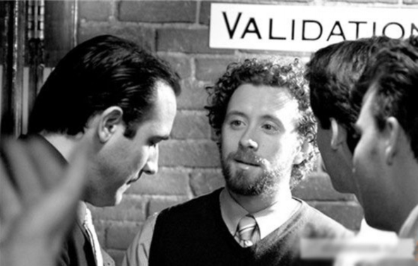 Кадр из короткометражного фильма «Подтверждение» (фильм с самым большим количеством комплиментов на минуту видео)