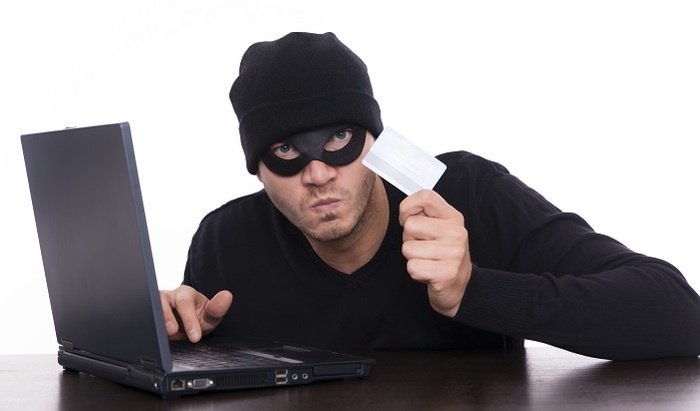    Россиянам напомнили об уязвимости всех банковских карт